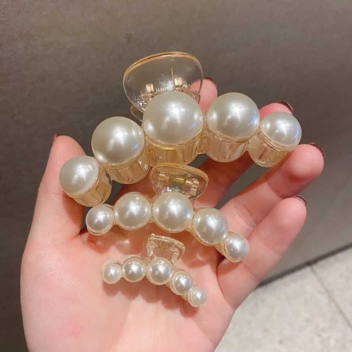 Half-Up Hair Metal Small Side Hair Clip Imitation Pearl Texture Elegant Back of the Head Shark Clip Hair Accessory H260326