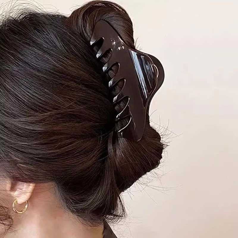 2025 New Fashion Acrylic Arc Hair Claws For Women Vintage Leopard Print Large Geometric Shark Clip Barrettes Hair Accessories H260326