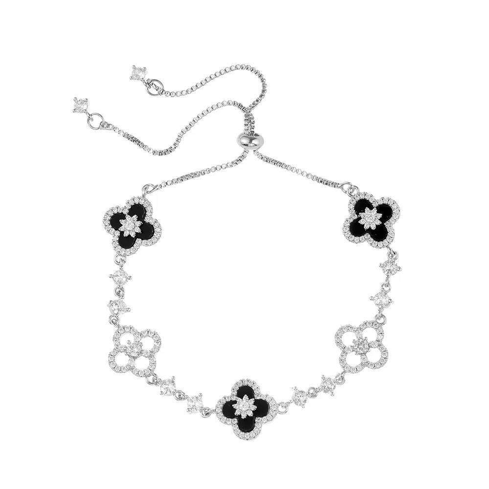 Light Luxury Cherry Blossom Pink Shell-like Clover Bracelet Women's Stylish Chic Jewelry,Lucky Four-Leaf Flower Design