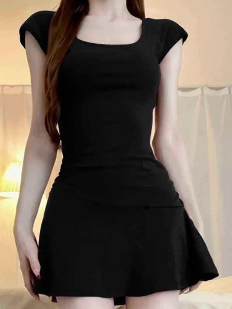 Spicy Solid Womens Short SLeeved Dress Summer Underlay Square Collar Temperament Waist Tight Wrapped Sexy Mini Dress M260326