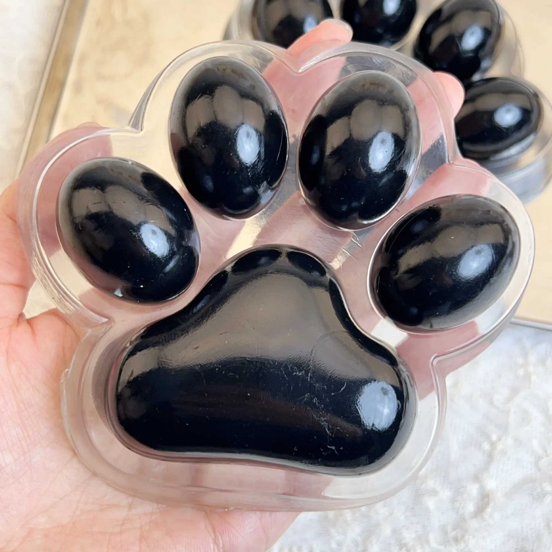 Childrens Adult Venting Toy Squeeze Fun Transparent Black And White Color Popular Stress Relief Huge Crystal Big Cat Paw H260326