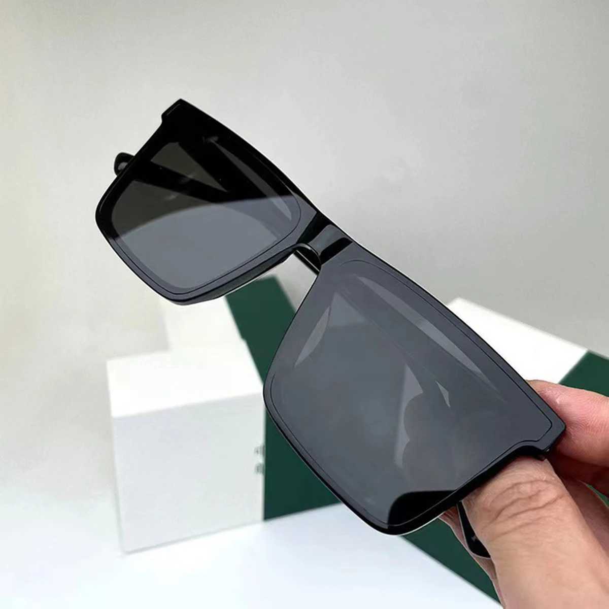 1PC New Square Fashion Sunglasses Mens Colorful Sheet Sunglasses Street Shooting Glasses D260326