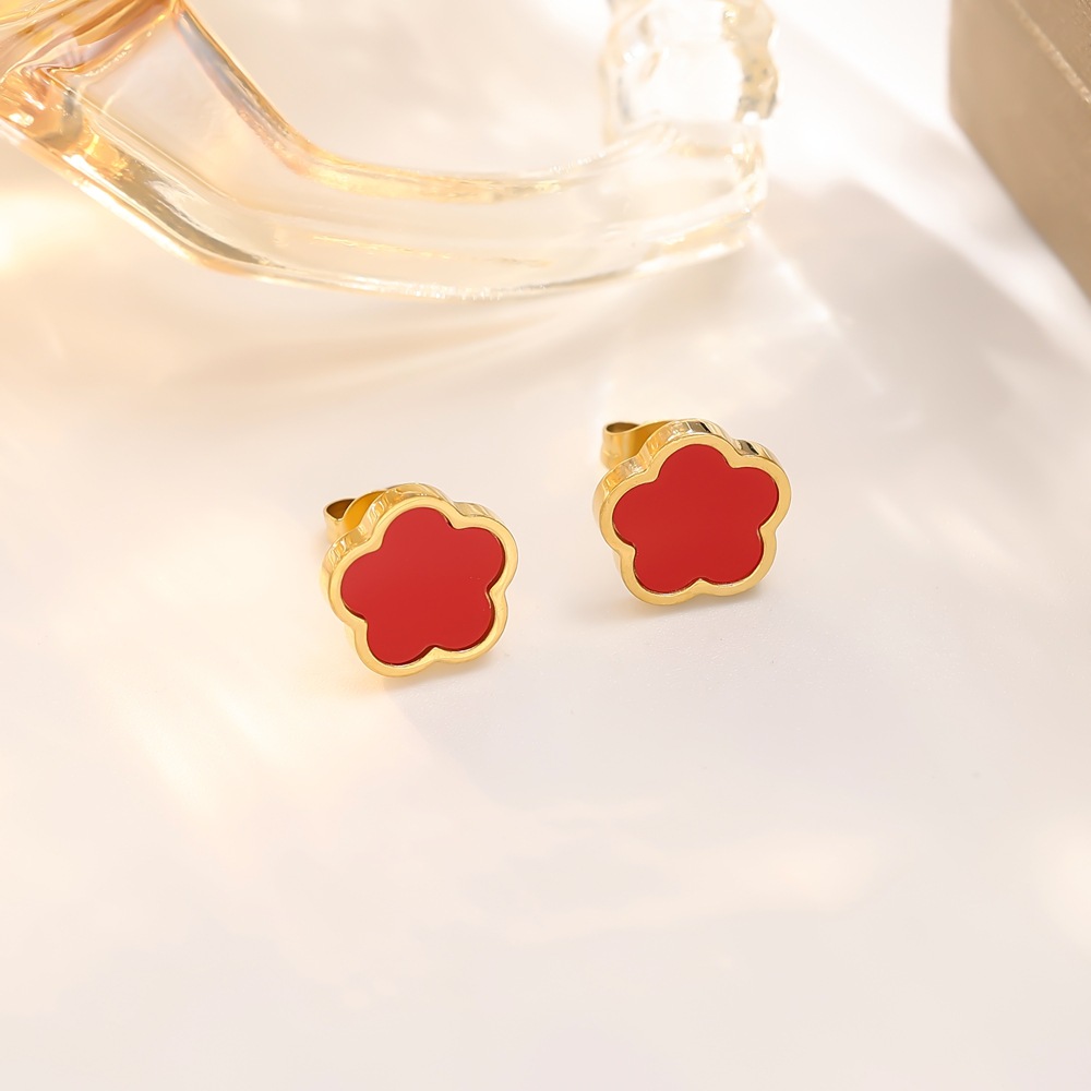 Designer Earring Stainless Steel Lucky Five petal Clover Flower Srud Earrings for Women Enamel Shell Pearl Simple Fashion Gift Jewelry drop shipping