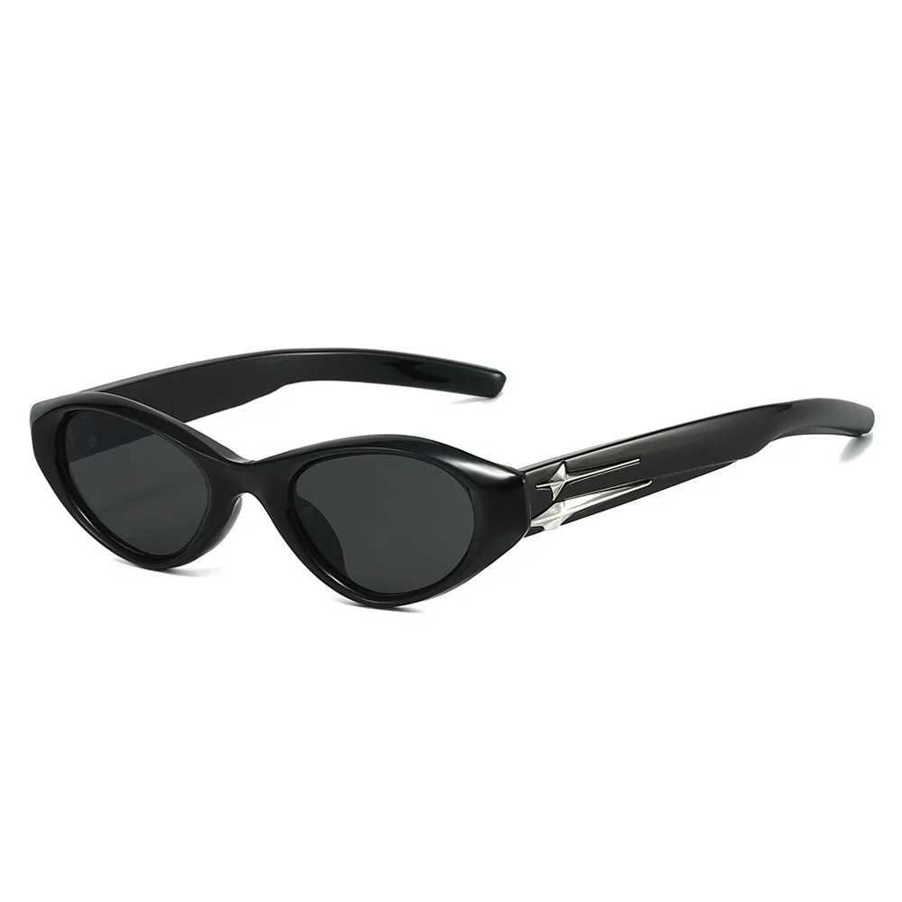 Trendy Retro Black Cat-Eye Sunglasses Silver Star Detail Luxury INS Vibe Perfect for Stunning Street Snaps D260326