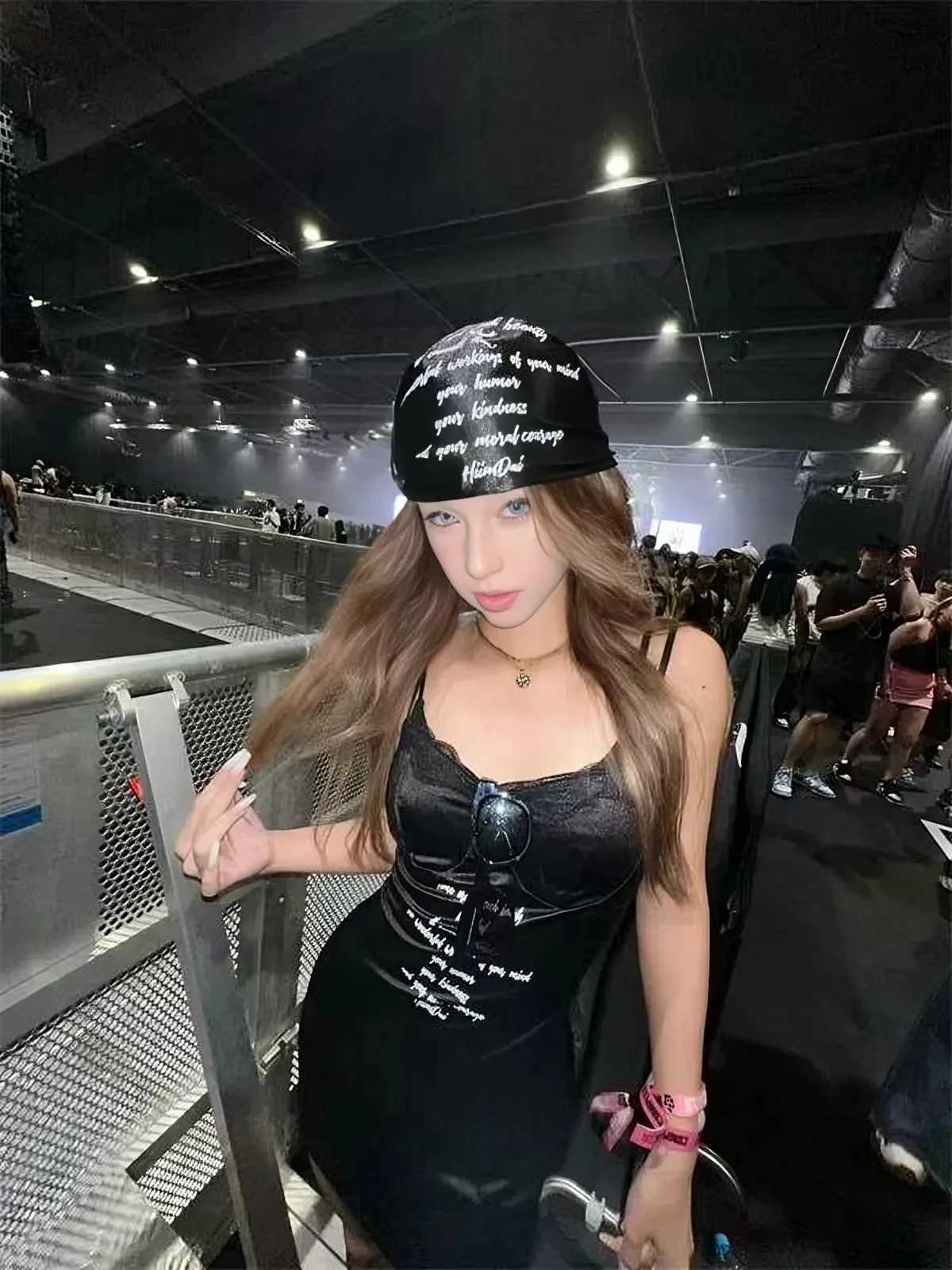 Y2K slim-fit black lace sexy halter dress New versatile letter print spicy hips Little M260326