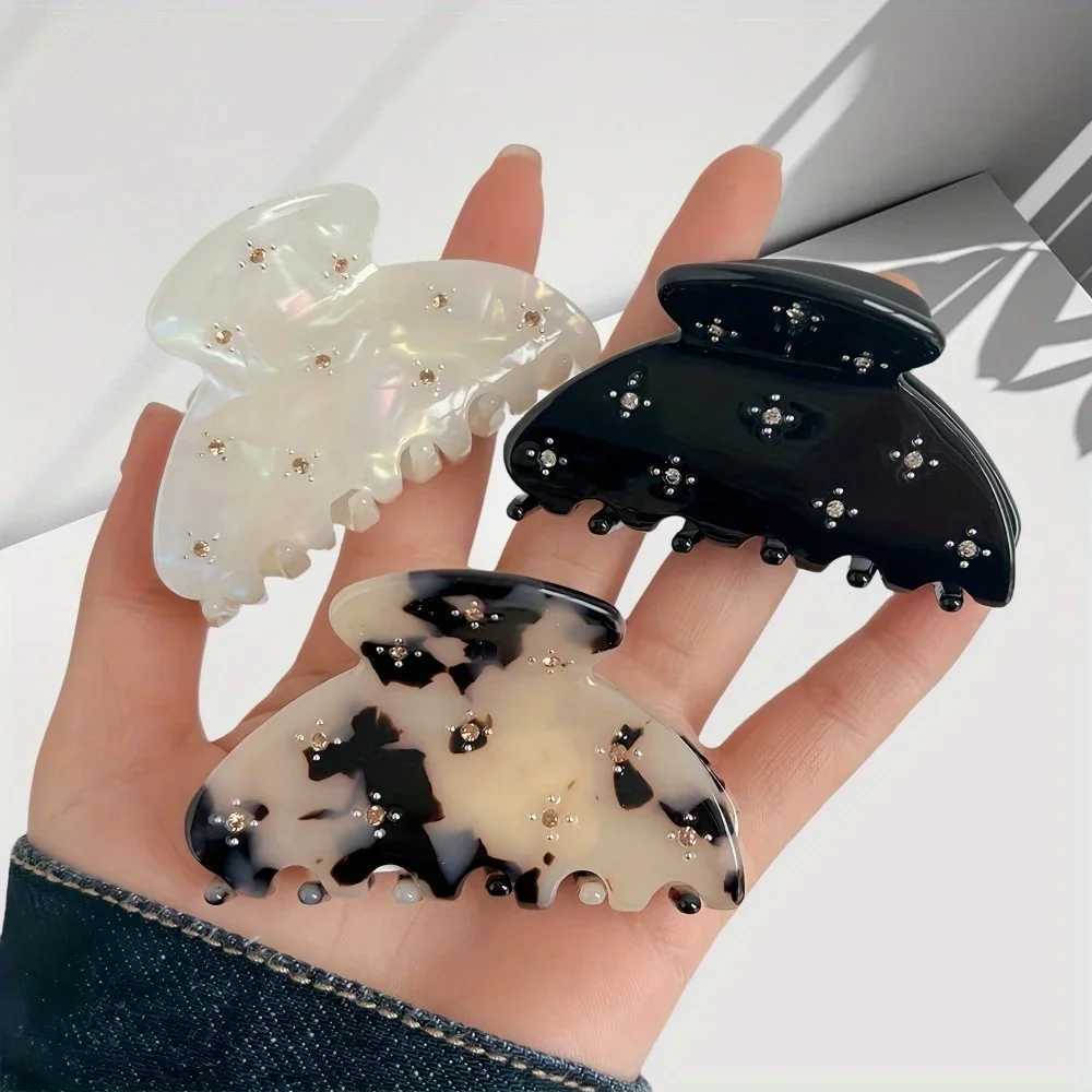 New 2025 Shinning Crystal Stars Acetate Hair Claw Clips for Women Girls Luxury Medium Size Catch Grip Styling Hair Accessories H260326