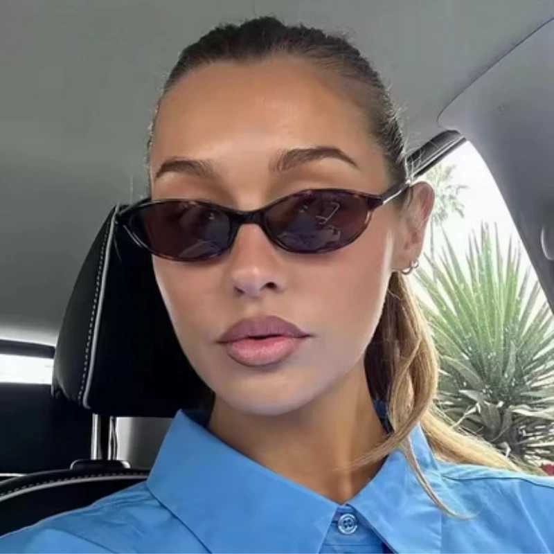 New Retro Oval Frame Sunglasses Fashion Personalized Trendy Small Frame Sunglasses Punk Cat Eyes Sunshade Sun Protection Glasses D260326