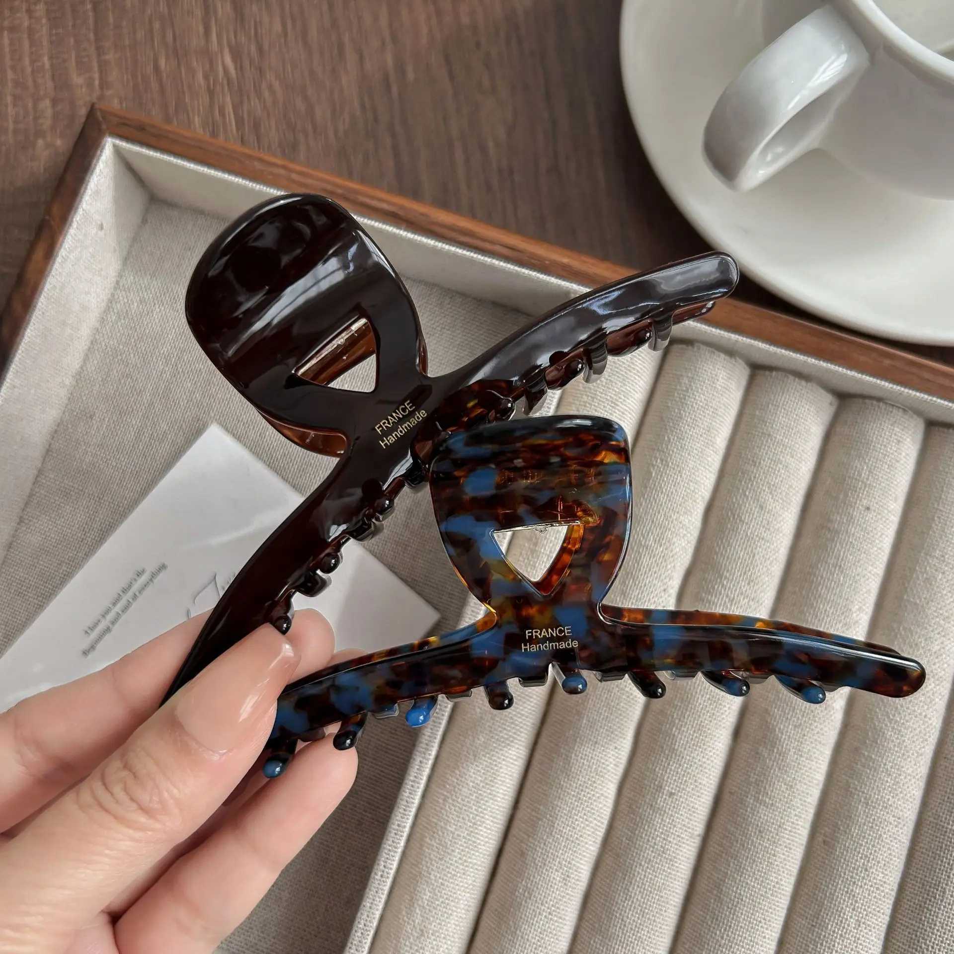 2026 Korean Series Acetic Acid Hair Claws for Women High-End Large Shark Clip Back of Head Hair Volume Multiple Accessory Gift H260326