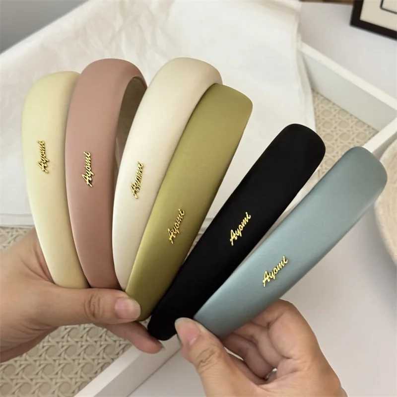 Korean Style High-End Satin Hairband Womens Wide Edge High Forehead Hair Clip Outdoors Pressed Hair Sponge Headband D260326