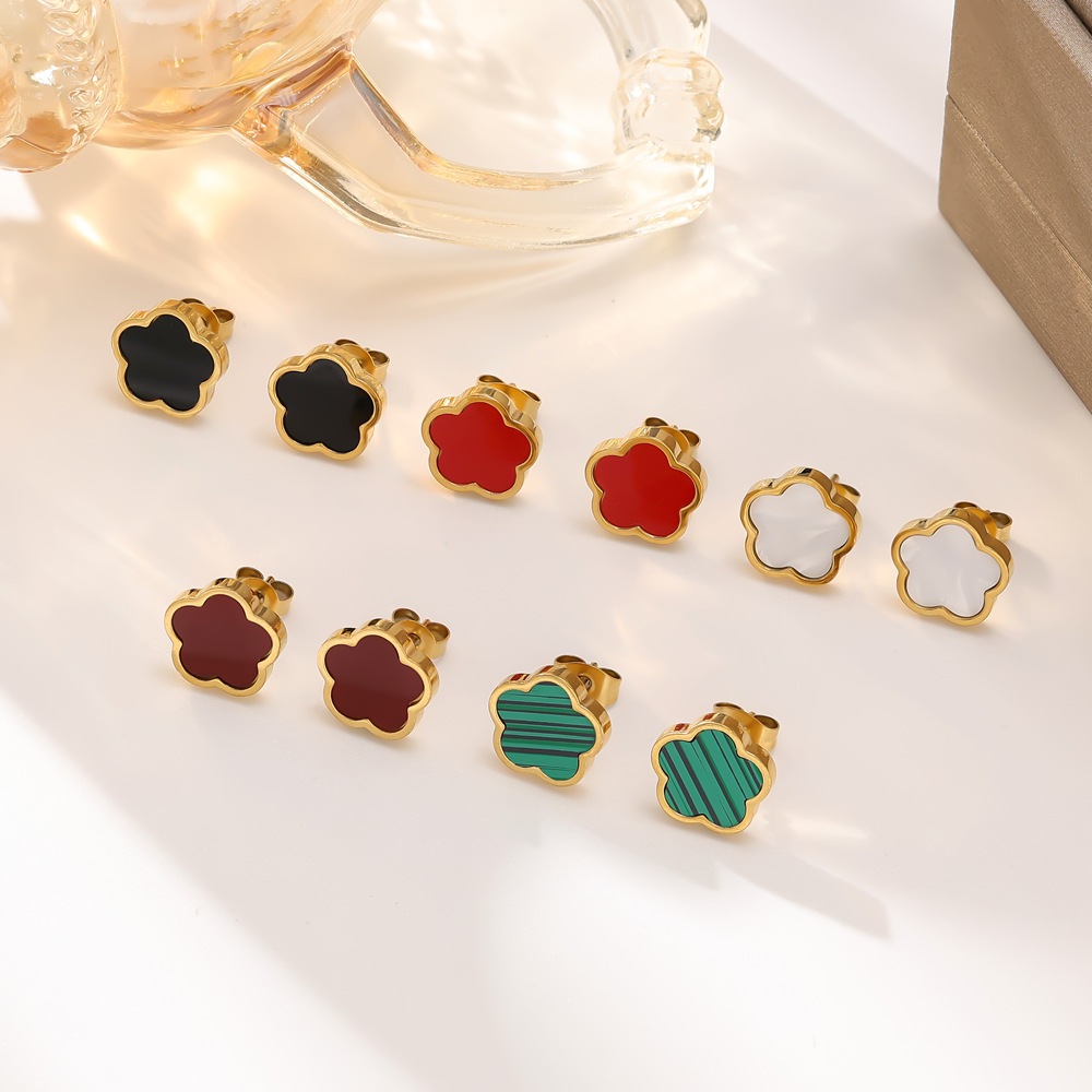 Designer Earring Stainless Steel Lucky Five petal Clover Flower Srud Earrings for Women Enamel Shell Pearl Simple Fashion Gift Jewelry drop shipping