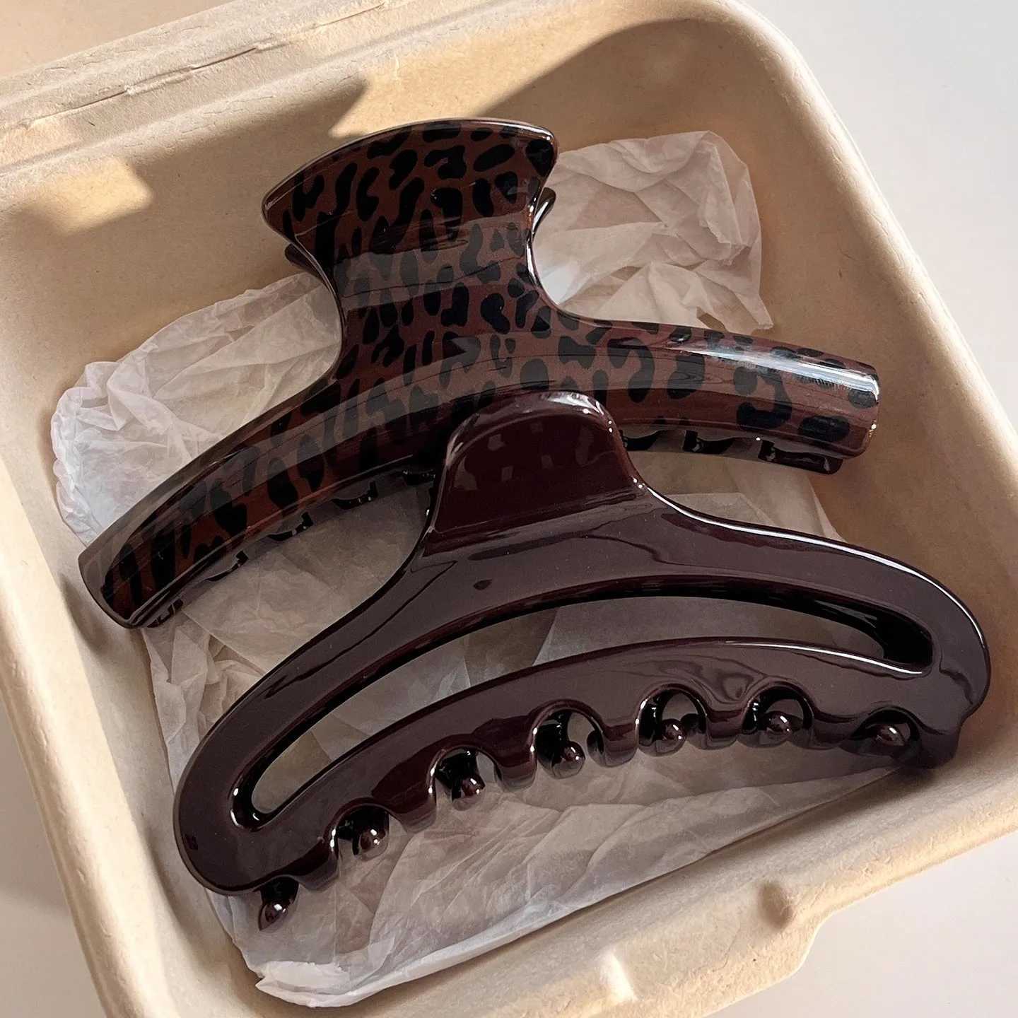 2pcs Vintage Leopard Print Arc Moon Hollow Large Hair Grab Clips Claw For Women French Style Shark Clamp Charm Hair Accessories H260326