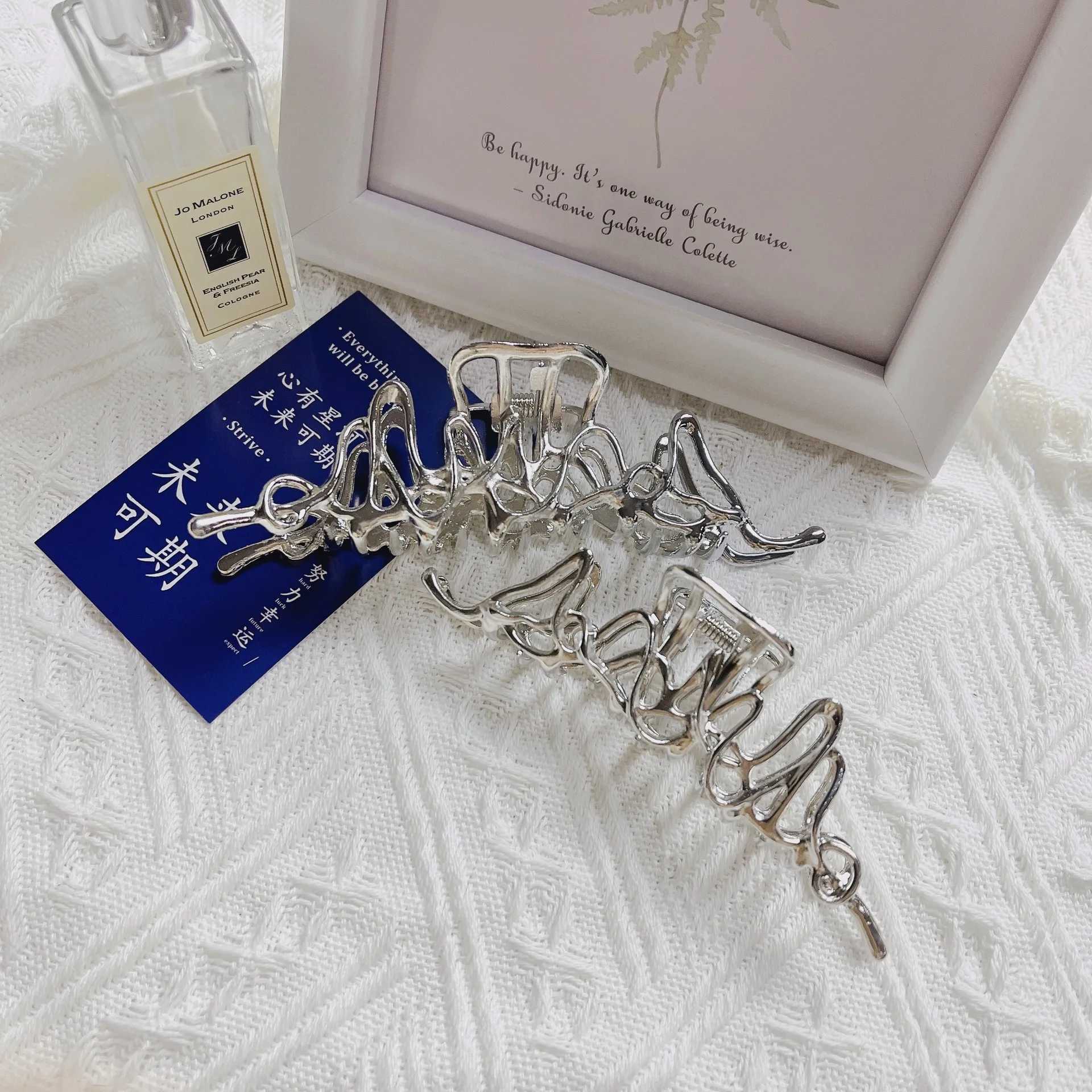 Large Metal Hair Claw Clip Irregular Hairpins Punk Style Hair Claws Barrettes Women Vintage Jaw Clips Hair Accessories H260326