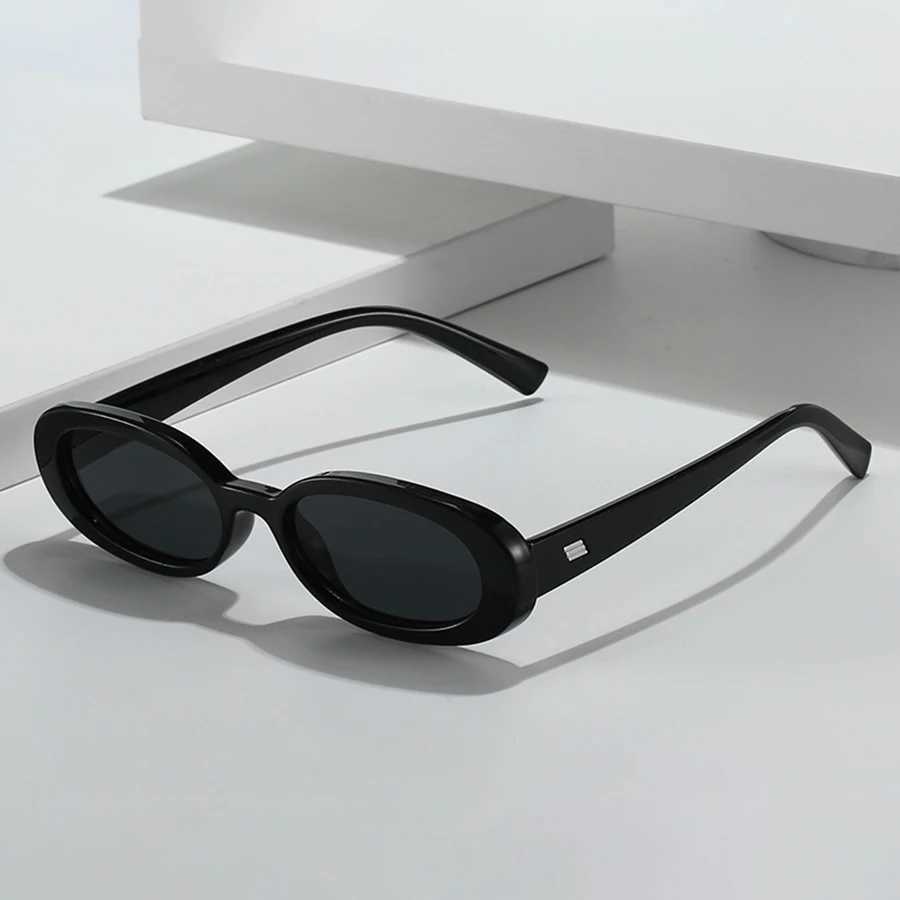 New Fashion Women Sunglasses Elliptical Small Frame Man Retro Personalized Sun Glasses Trend Outdoor Anti Uv Eyeglasses Uv400 D260326