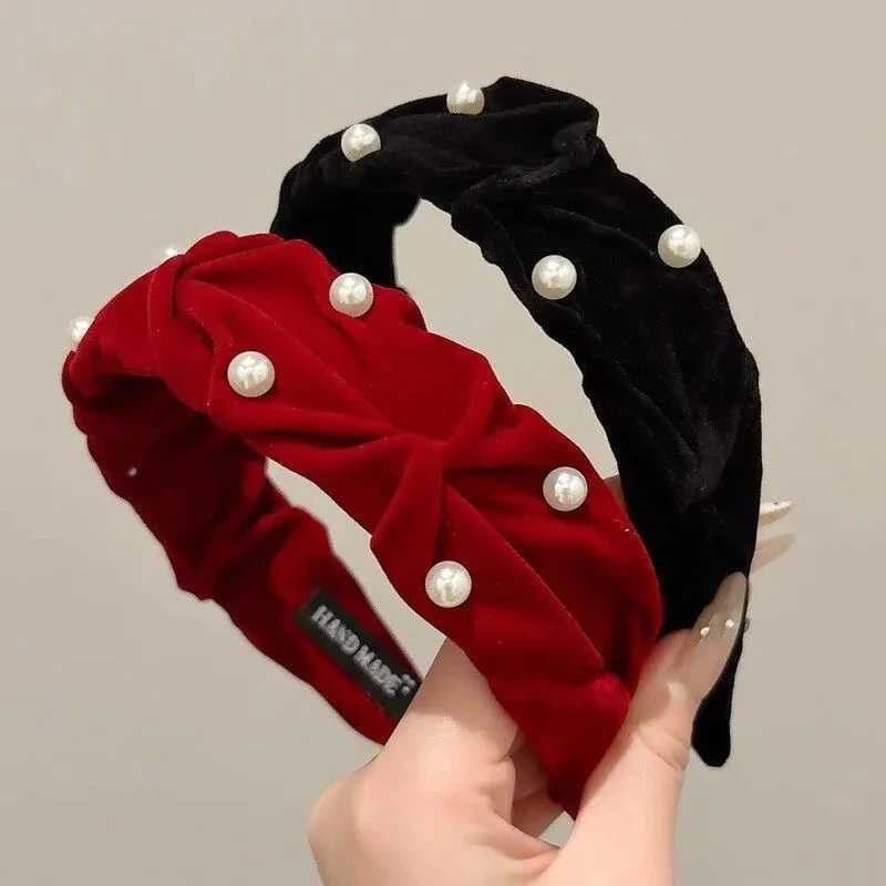 1 vintage velvet pleated hairband for women - pearl wide-brimmed headband simple and versatile elegant hair accessory D260326