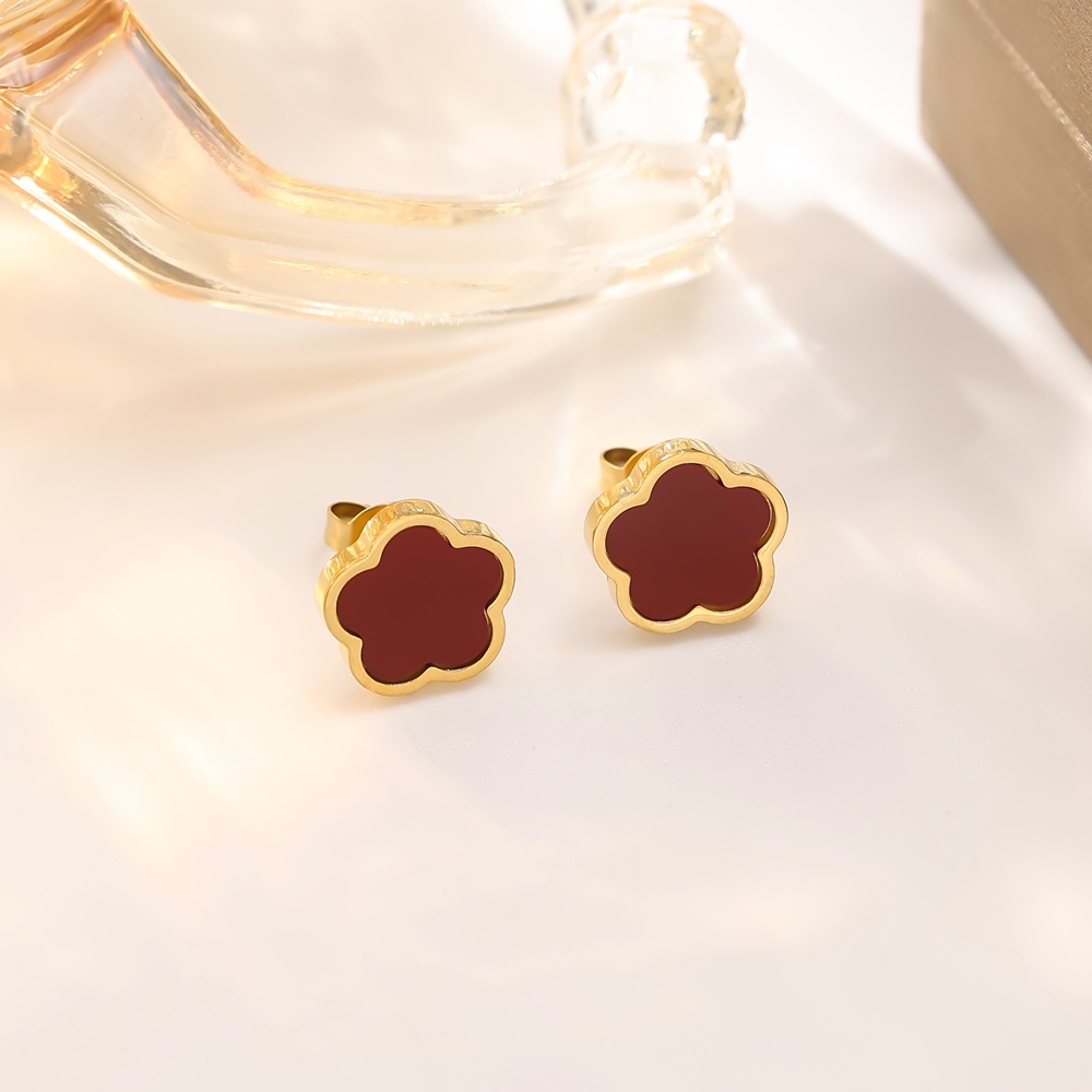 Designer Earring Stainless Steel Lucky Five petal Clover Flower Srud Earrings for Women Enamel Shell Pearl Simple Fashion Gift Jewelry drop shipping