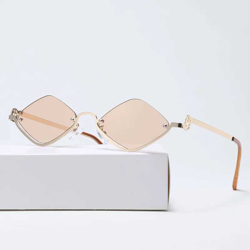 New Fashion Bright Color Diamond Metal Sunglasses Women Trendy UV Protection Outdoor Casual Shades Geometry Decor Sun Glasses D260326