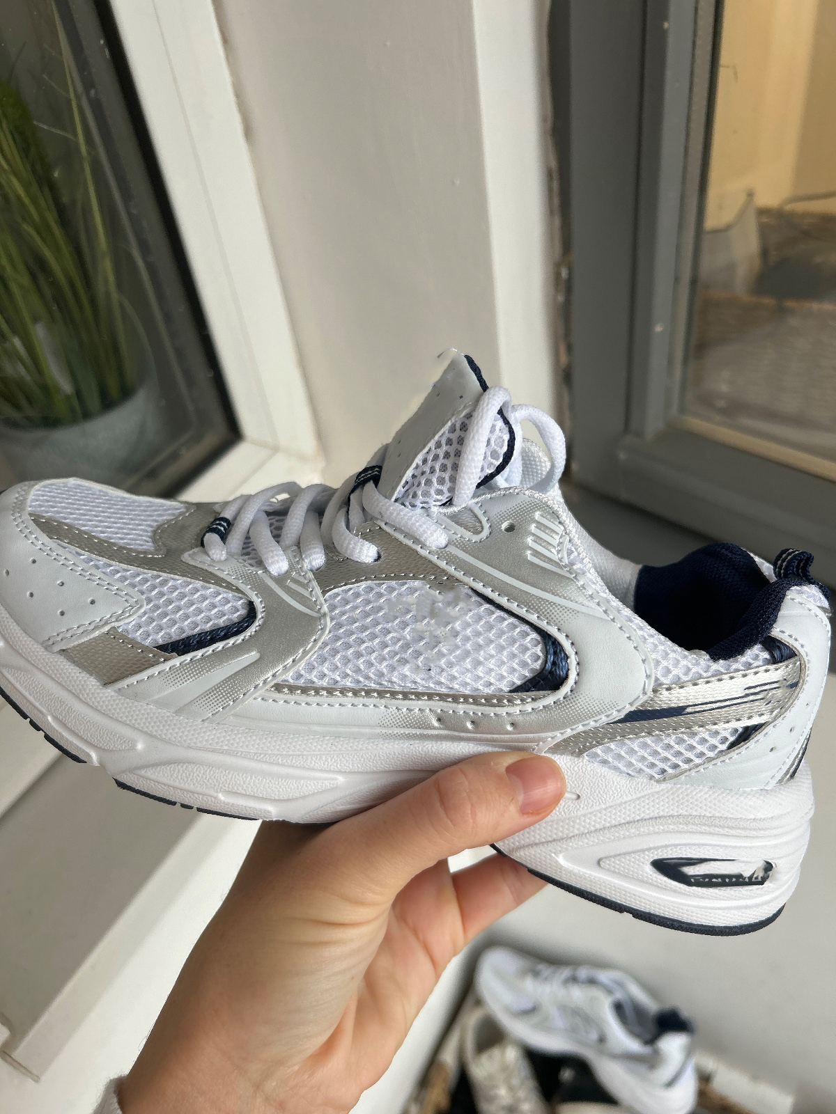 new styles Original New NBABalance 530 Classic Vintage Mesh Fabric Faux Leather Casual Men's and Women's Running Shoes White Silver MR530SG