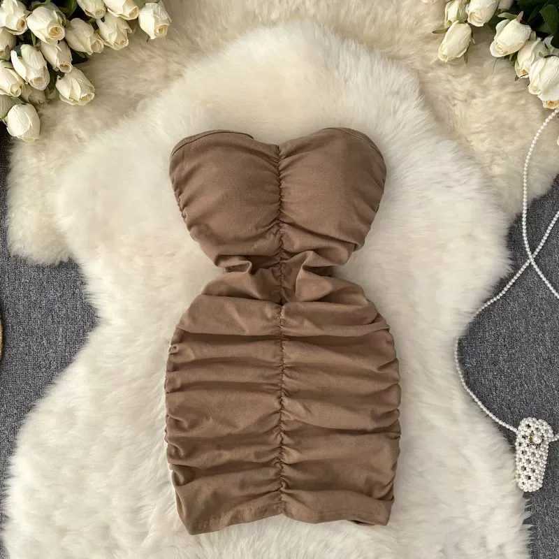 Sexy Short Skirt Womens Strapless Pleated Slimming Hot Sleeveless Waist-Cinching Pure Desire Summer New Style Dress M260326