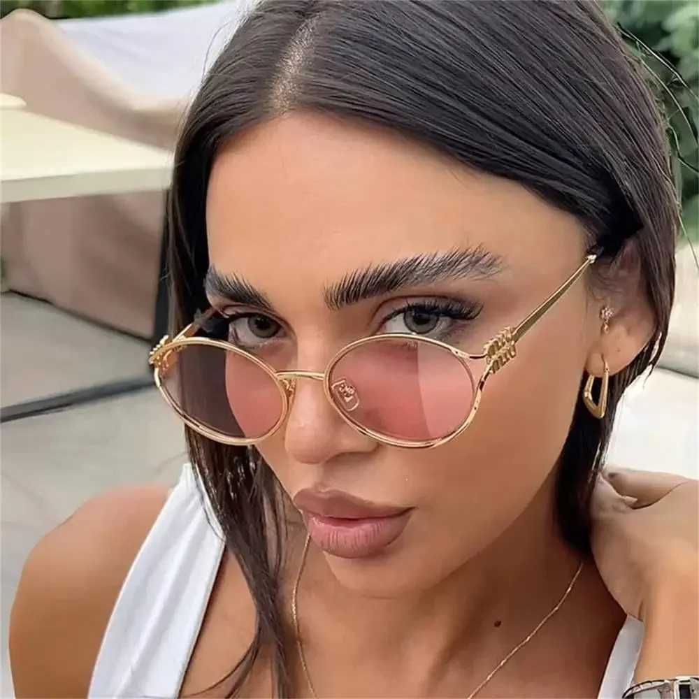 1Pc Trendy and Fashionable Metal Oval Frame Womens Sunglasses a Must-Have Fashion Accessory for Parties Beach Vacations D260326