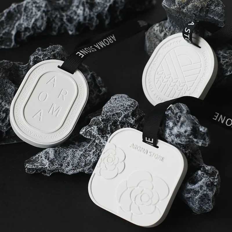 Camellia Car Aromatherapy Stone Pendant Fashion Bedroom Wardrobe Diffuser Light of Hope Diatomaceous Earth Aromatherapy Sheet H260326
