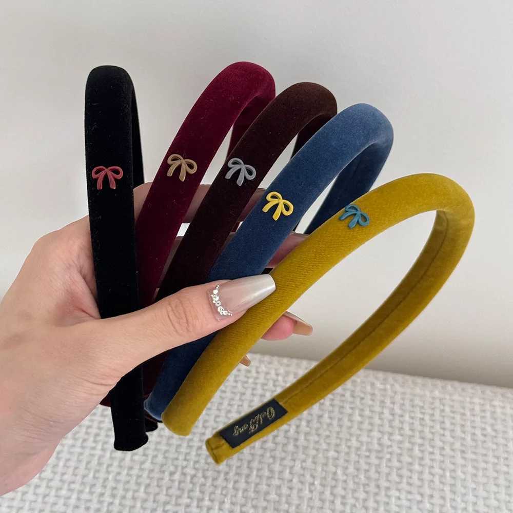 Autumn Headband 2025 New For women girl hair band vintage Hoops new in kpop sweets hoop makeup korean washing leading fashion D260326