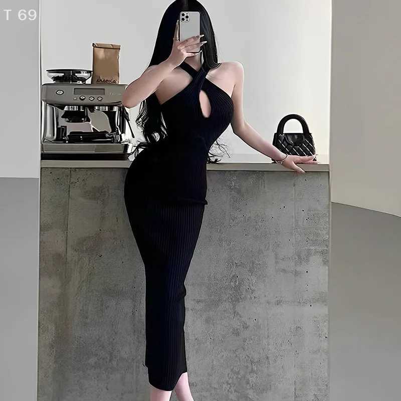 Korean nightclub style Knitted Cross Halter Dress Womens Sheath Hollow Backless Wrapped Long Dresses M260326