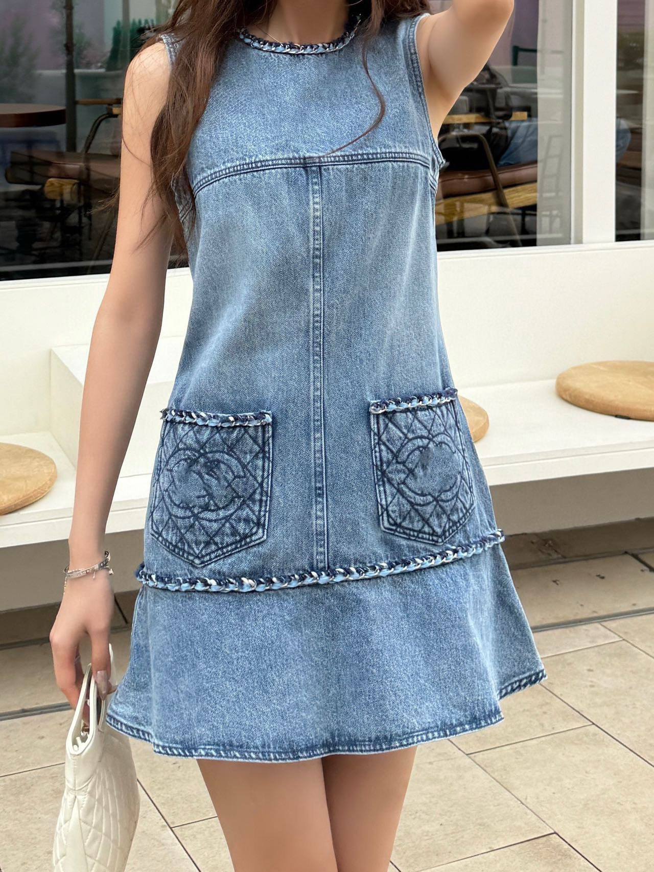 Luxury Vintage Denim Collection Women Light Blue Braided Trim Diamond Quilted Jacket Crop Top Shorts Straight Jeans Designer Style Chic Denim Set