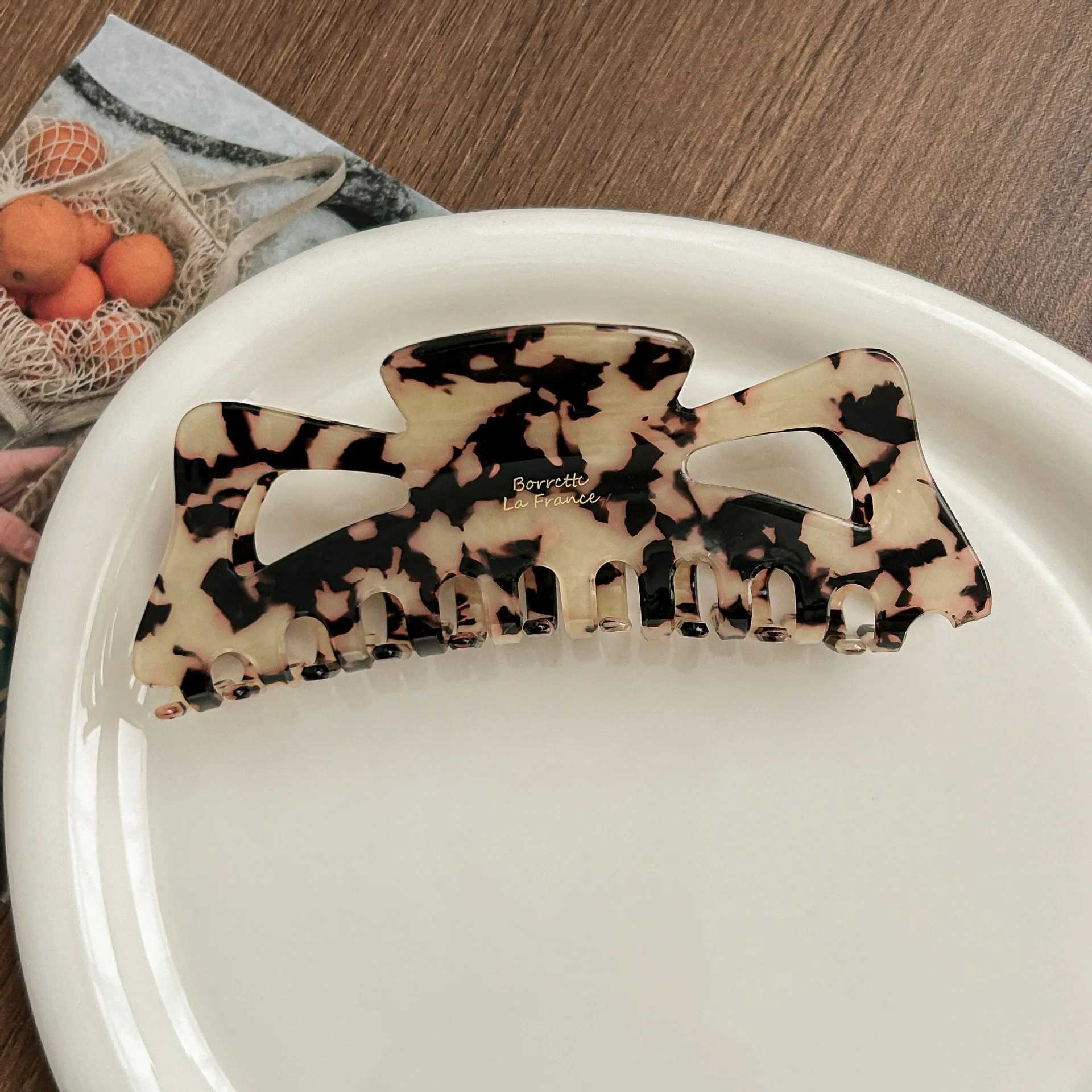 13CM Large Butterfly Knot Hollow out Hair Claw Retro Imitation Acetate Hair Clip for Women Big Volume Shark Clamp Hair Accessor H260326