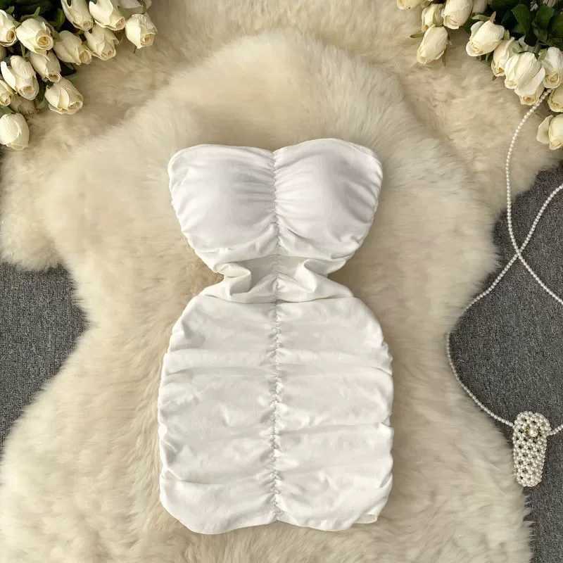 Sexy Short Skirt Womens Strapless Pleated Slimming Hot Sleeveless Waist-Cinching Pure Desire Summer New Style Dress M260326