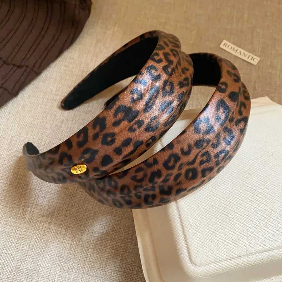 Luxury Leopard Print Leather Headbands for Women Vintage Wide Bump High Skull Top Hair Hoop Autumn Winter Headwear Party Decor M D260326