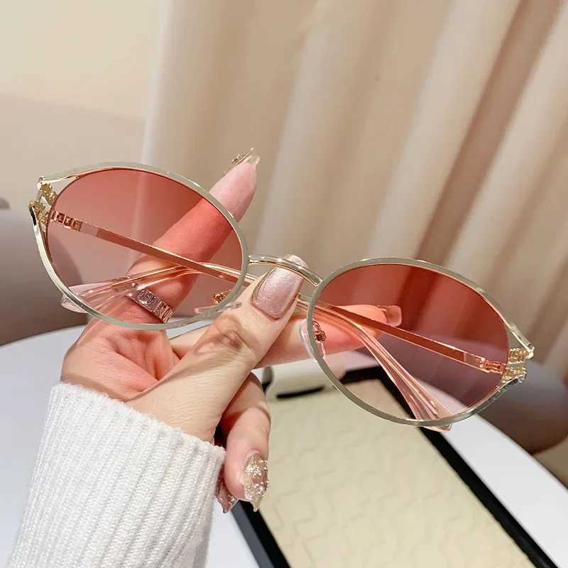 1Pc Trendy and Fashionable Metal Oval Frame Womens Sunglasses a Must-Have Fashion Accessory for Parties Beach Vacations D260326