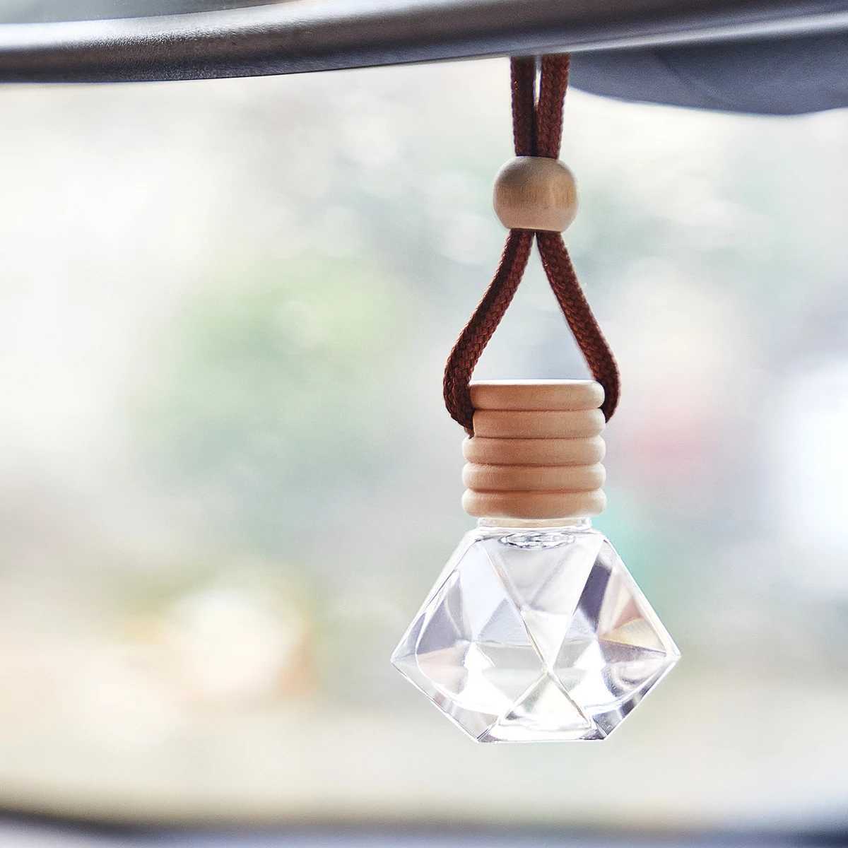 4pcs Fragrant woody car air freshener - a long-lasting fragrance suitable for car interiors suitable for home and car use H260326