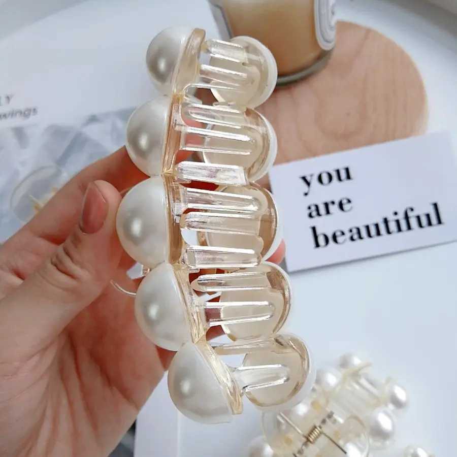 Half-Up Hair Metal Small Side Hair Clip Imitation Pearl Texture Elegant Back of the Head Shark Clip Hair Accessory H260326