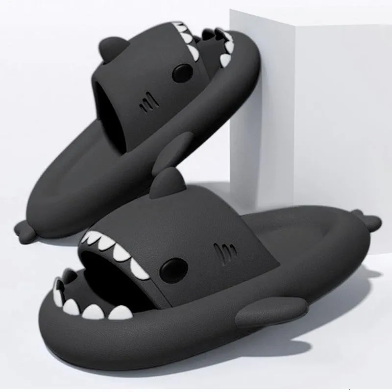 Summer Men Shoes Shark Slippers Indoor House Shoes Non-Slip Slides Shark Flip Flops Couples Outdoor Sandals Funny Slippers Women1