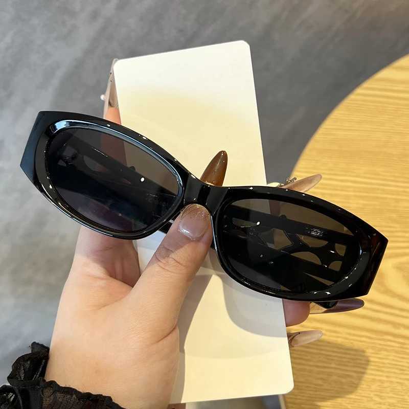 Vintage Cat Eye Sunglasses Women Men Artistic Sense Luxury Shades Party Travel Sun Glasses Lady Man UV400 Protective Glasses D260326