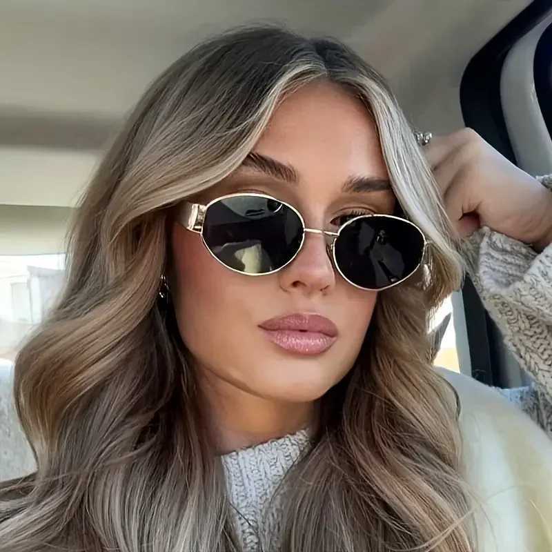 Retro Metal Frame Pilot Oval Sunglasses Women Men Brand Designer Vintage Round Sun Glasses Luxury Green Lens Shades D260326