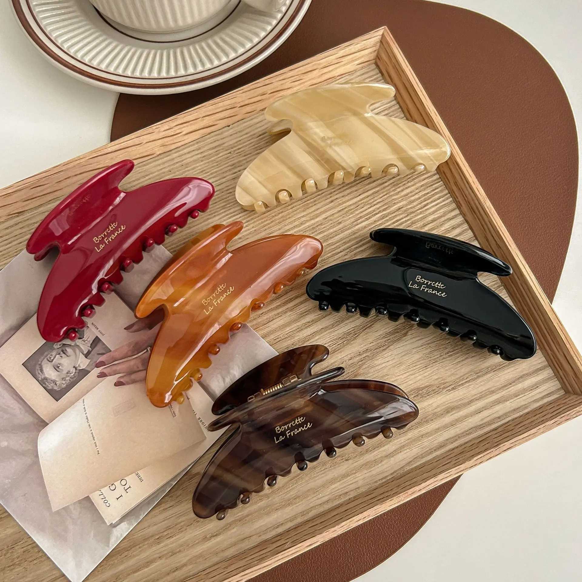 1Pcs of Hairpins High-end Korean Style Medium Shark Clip for Hair and Back of Head Girls and Ladies New Products H260326