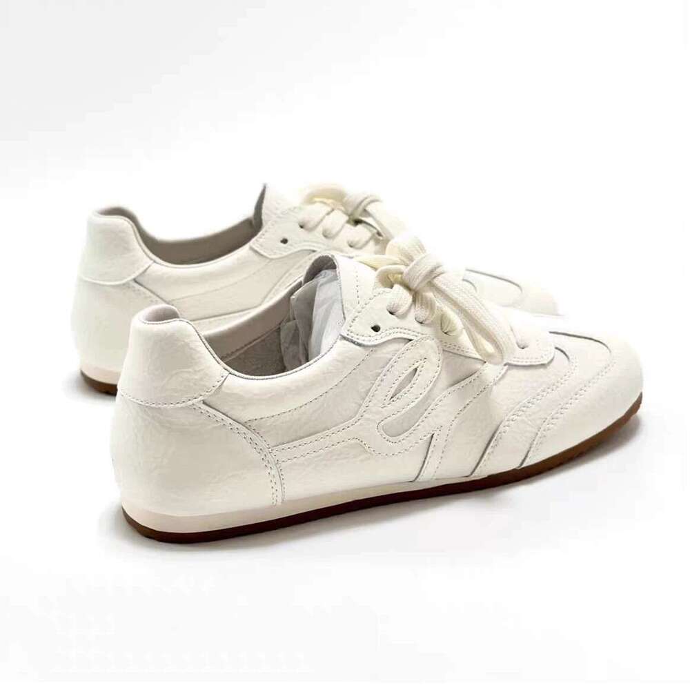 Soft leather new fashion trendy flat non-slip German training shoes women casual versatile white sneakers leather thick-soled Retro designer shoes