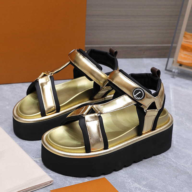 Mens Womens Luxury Brand Summer Thick Soled Sandals Designer Velcro Soft Soled Sandals Couple Retro Double Button Casual Beach Shoes Non Slip Sole Sizes 35 46