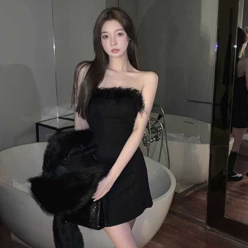 Mini Strapless Dresses Women Sexy Feathers Streetwear Summer Sheath Party Dress M260326