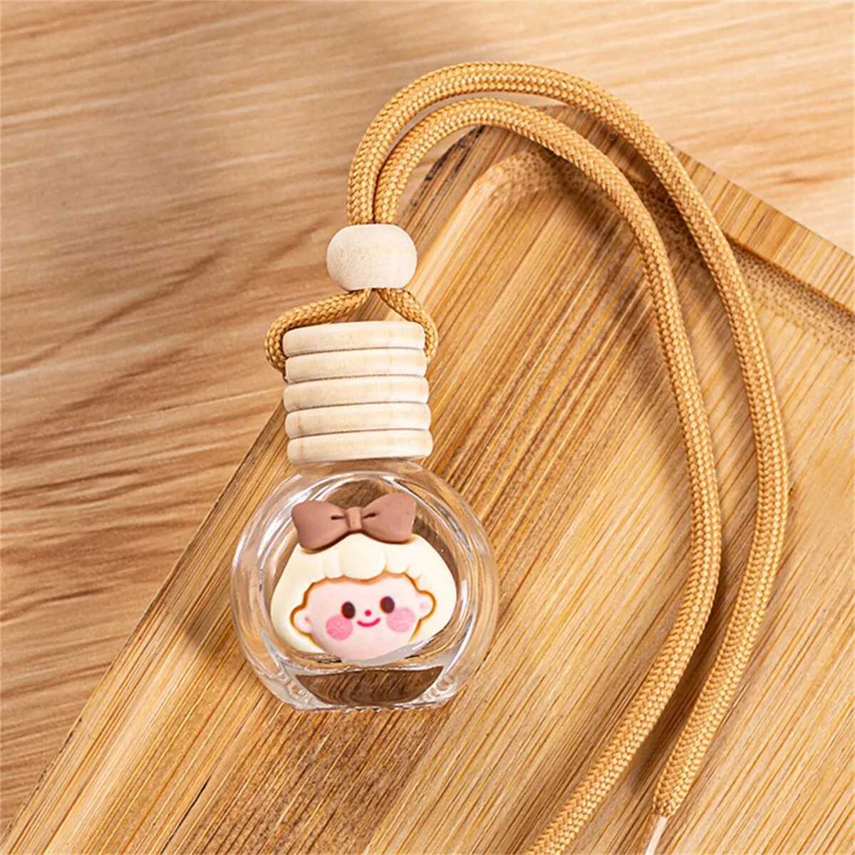 Cartoon Car Perfume Bottle Flat Circular Interior Decoration Empty Bottle Pendant Does Not Contain Liquid H260326