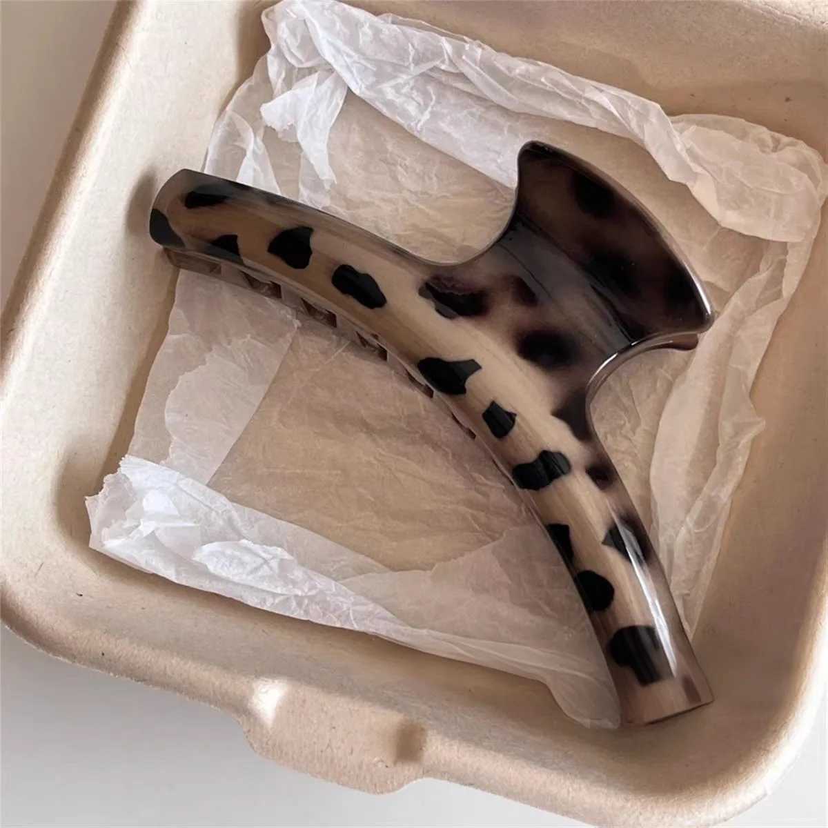 Vintage Leopard Print Brown Arc Dragon Bone Large Hair Clip Claw Elegant Shark Hair Clamp Versatile Headwear Hair Accessories H260326