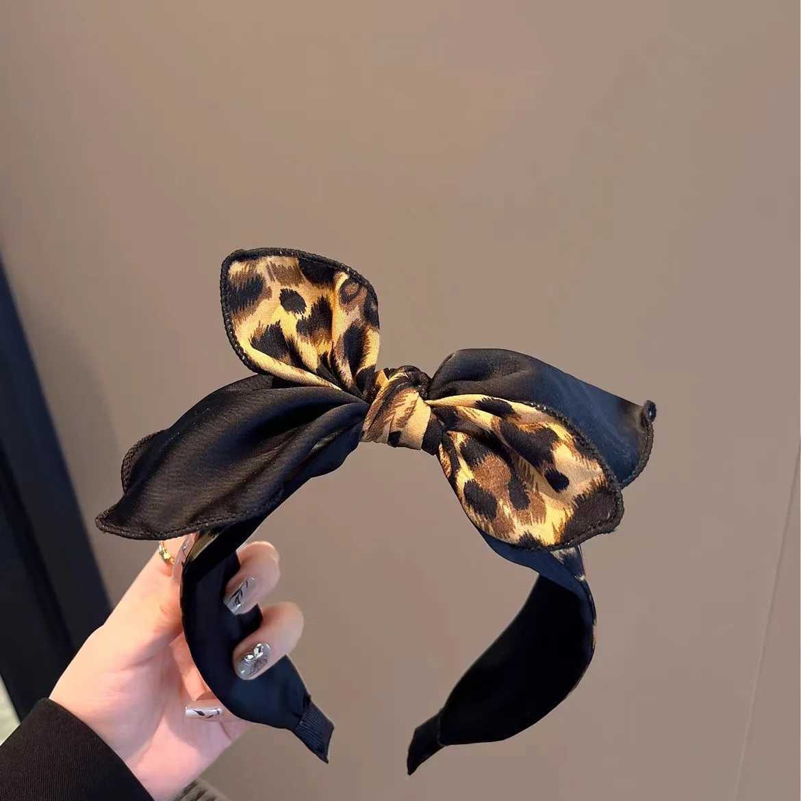 1PC Womens Fashionable Elegant Leopard Print Bow Hairpin Japanese Korean Style 2025 New Headband for Stylish Hair Accessory D260326