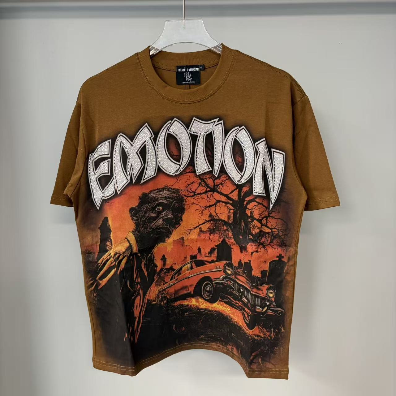 Designer Shirt Refreshing Comfortable Fabric Womens T-Shirt Short Sleeve Embroidery Free Style Daily Wear High Quality Summer New Couple's Style 