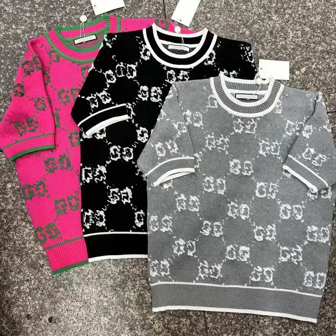 designer Women's Sweaters Handcrafted Ladies Casual V Neck Pullover with Charming Seasonal Aroma Pattern for Comfortable Wear S---2XL