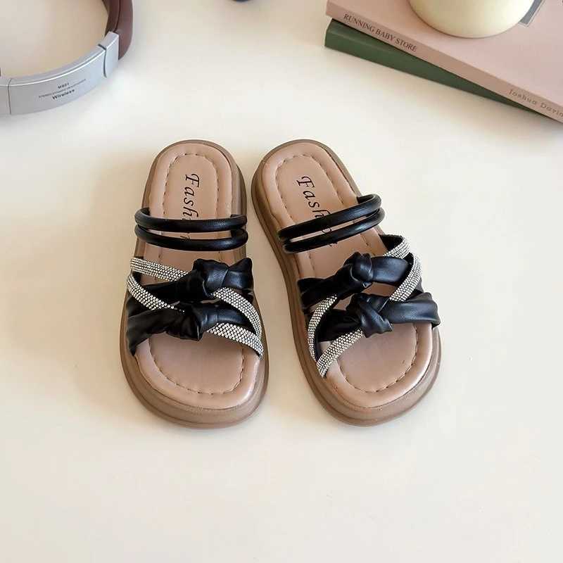 Summer Slippers for Kids Girl Brand Designs Outdoor Beach Shoes Slides Holiday Student Crystal Strape Househould Slippers I04183T260327