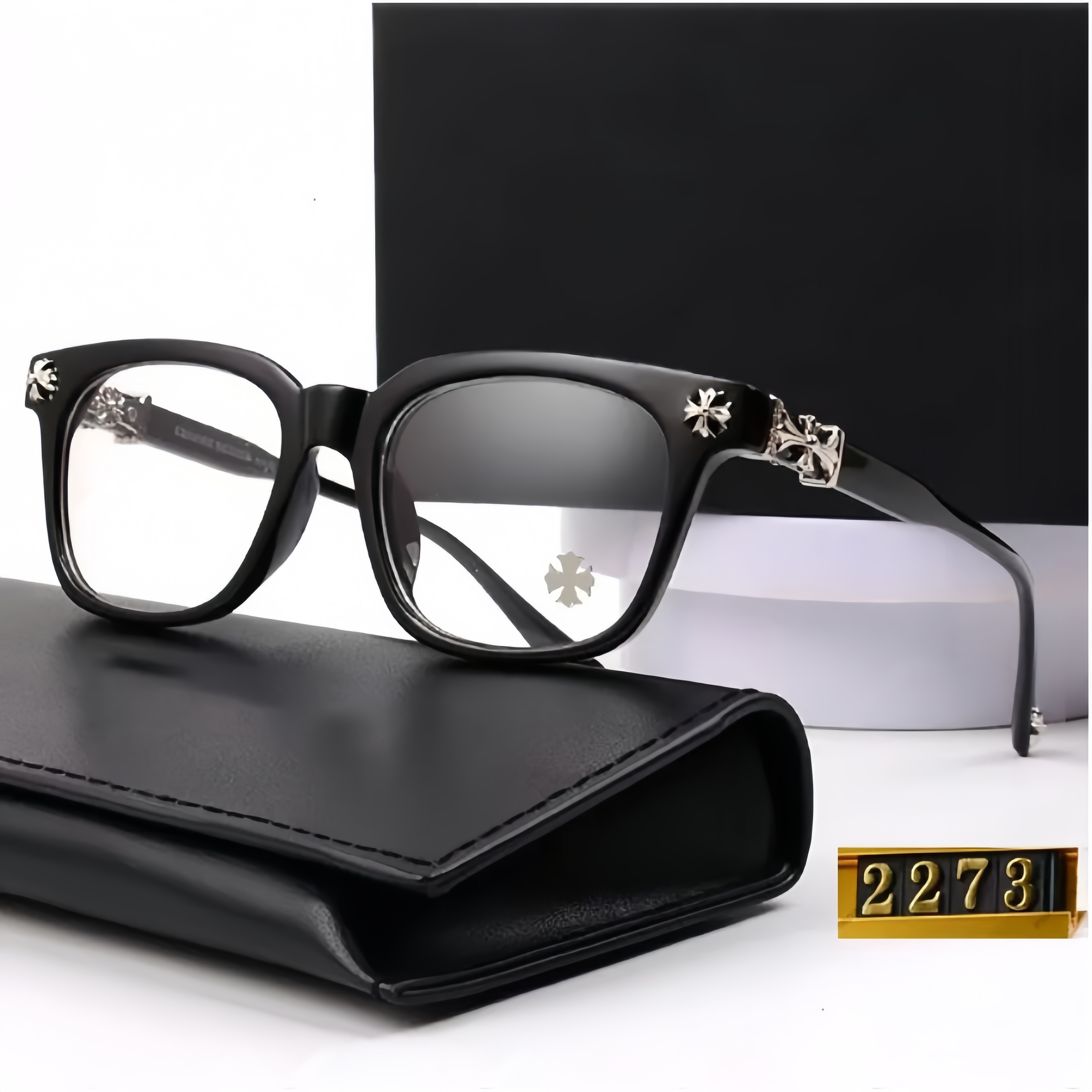 Chrome Sunglasses Designer mens Sunglasses For Women sunglasses mens Glasses Frames Classics Fashion Plate Eyeglass Luxury Sunglasses With Box AA