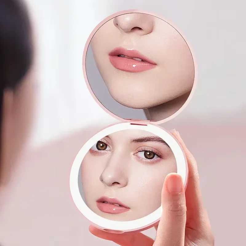 Travel Personalized Small LED Light Cosmetic 2 Side Folding Makeup Compact Pocket Mirror Women Luminous Effect Mini Mirror H260327