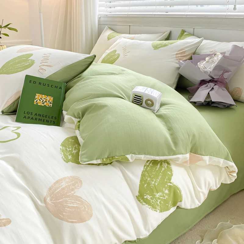 Love printing Class A washable four-piece set polished quilt cover bed sheet student dormitory four-piece set H260327