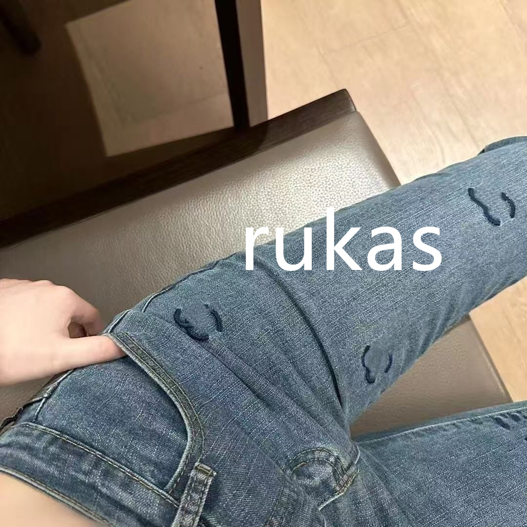 Designer Women Jeans Slim Fitting Legging Denim Pants Women Jeans Mid Waist Top Quality Jeans Fashion Brand Embroidery Designer Stretch Jeans Ladies Flared Pants